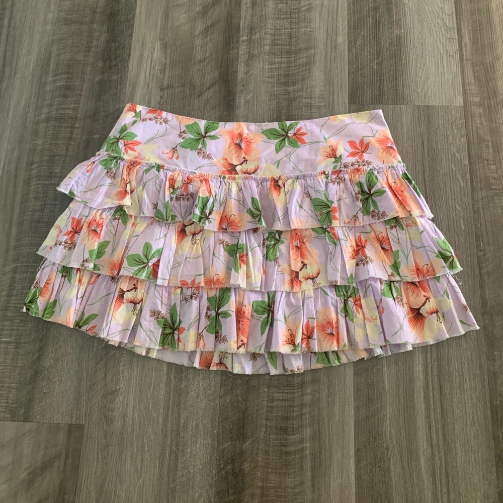 Women’s American Eagle Tropical Mini Skirt - Size 10